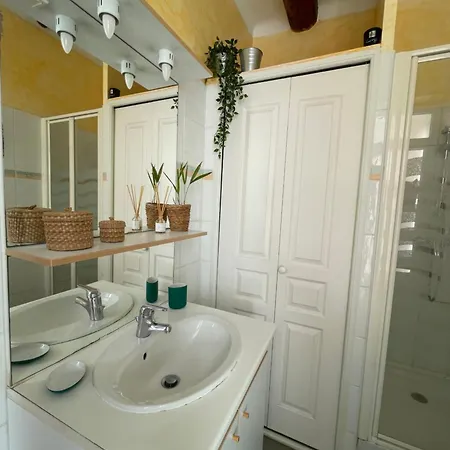 Les 12 Sables * לה לבאנדו